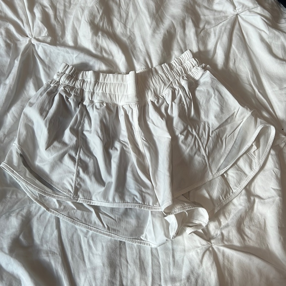Lululemon Hotty hot shorts 2.5” inseam